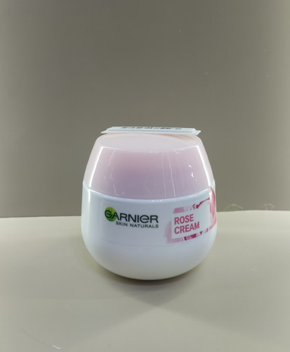 آبرسان مرطوب کننده گارنیر