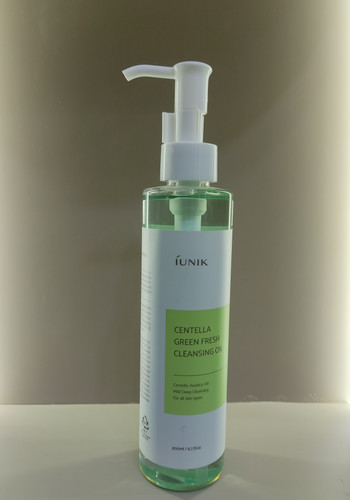 شوینده صورت روغنی آی یونیک