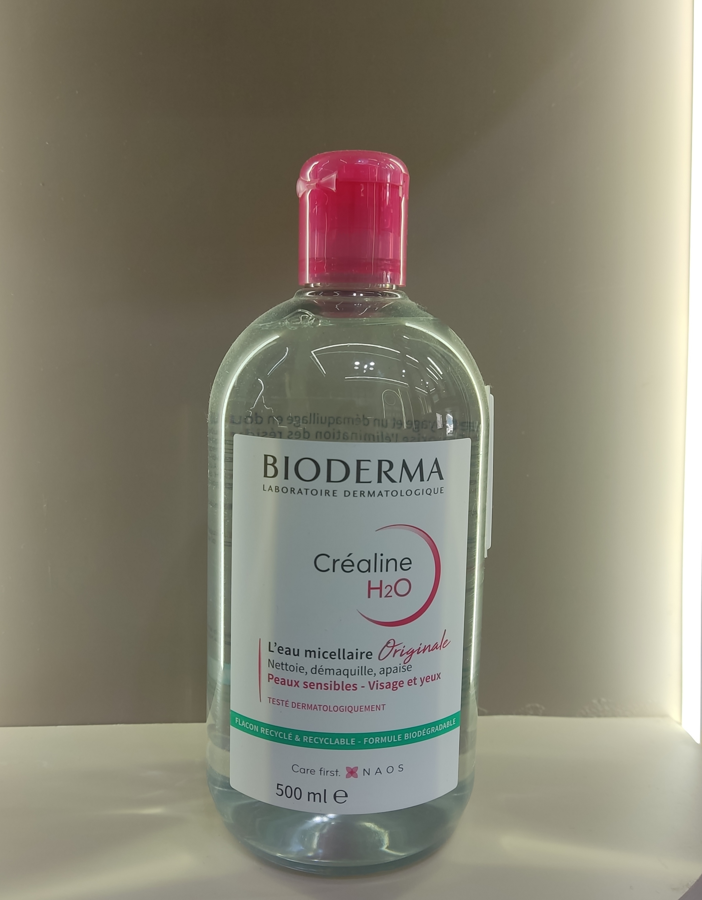 میسلار واتر بیودرما