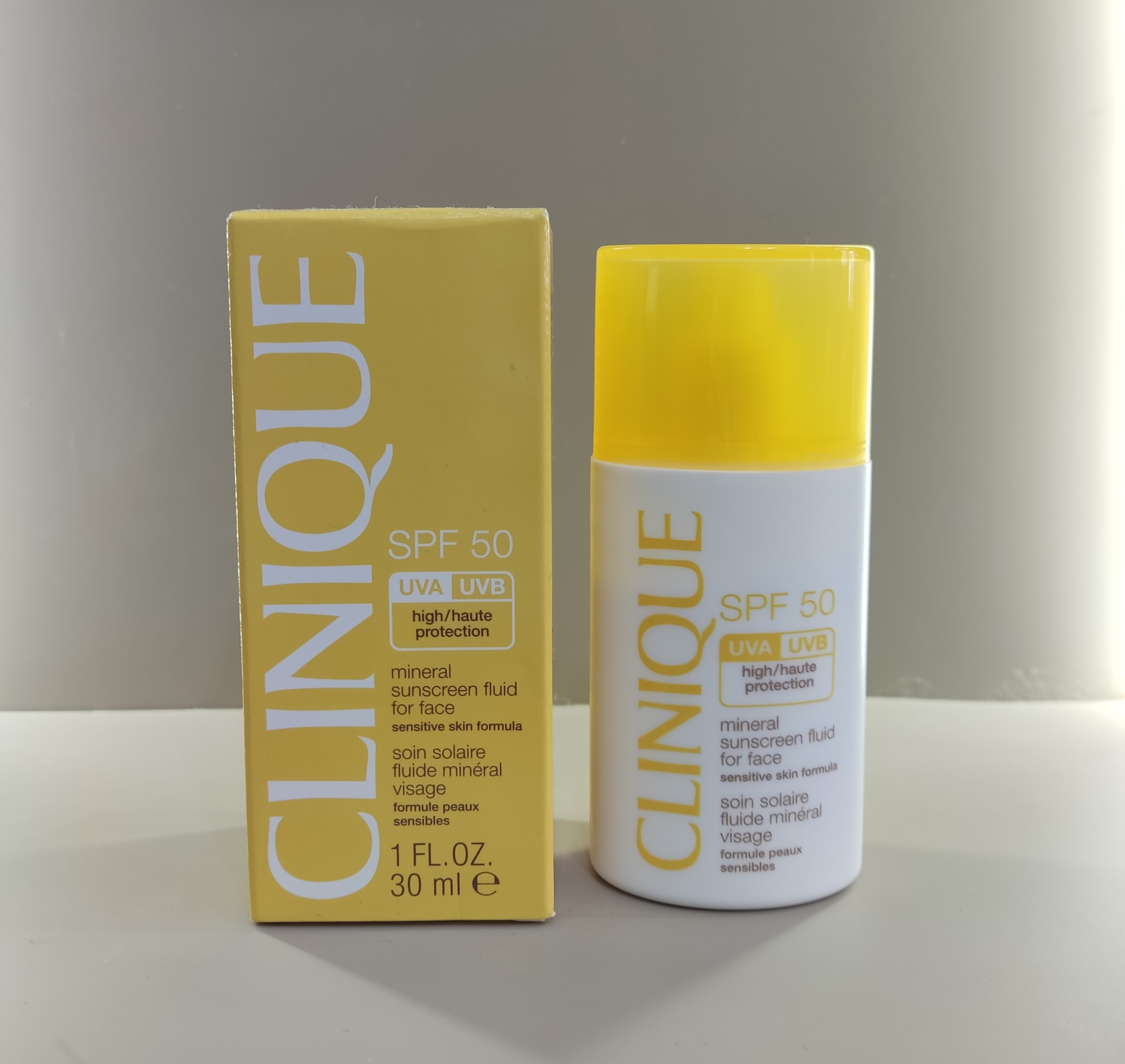 ضد آفتاب مینرال کلینیک