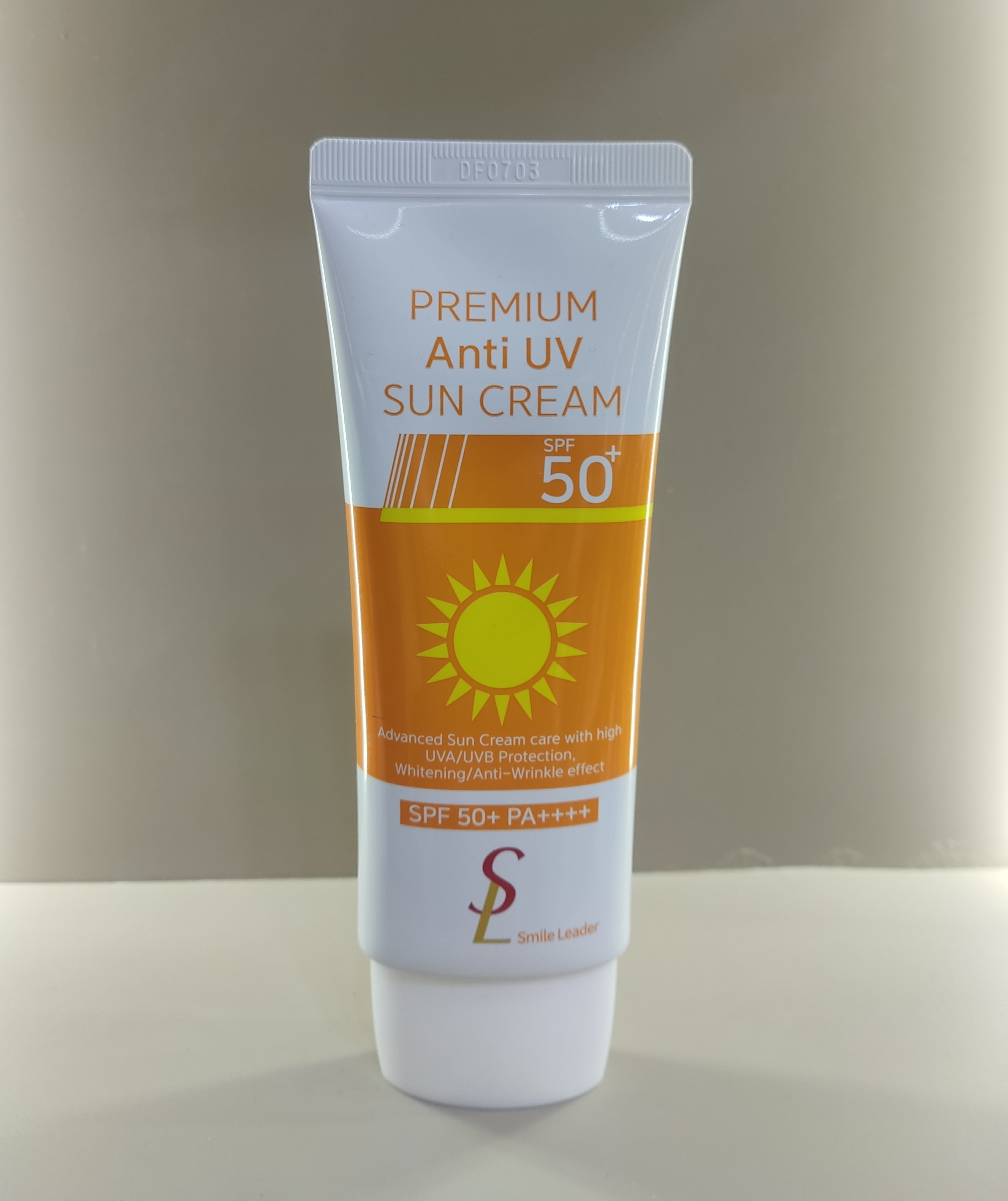 ضد آفتاب ضد چروک اسمایل لیدر