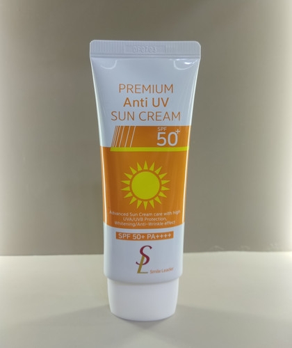 ضد آفتاب ضد چروک اسمایل لیدر