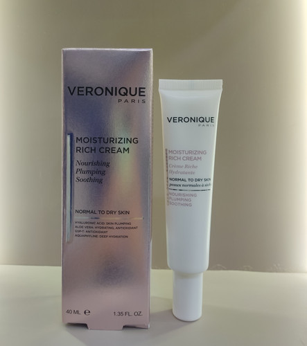 کرم مرطوب کننده ریچ ورونیک