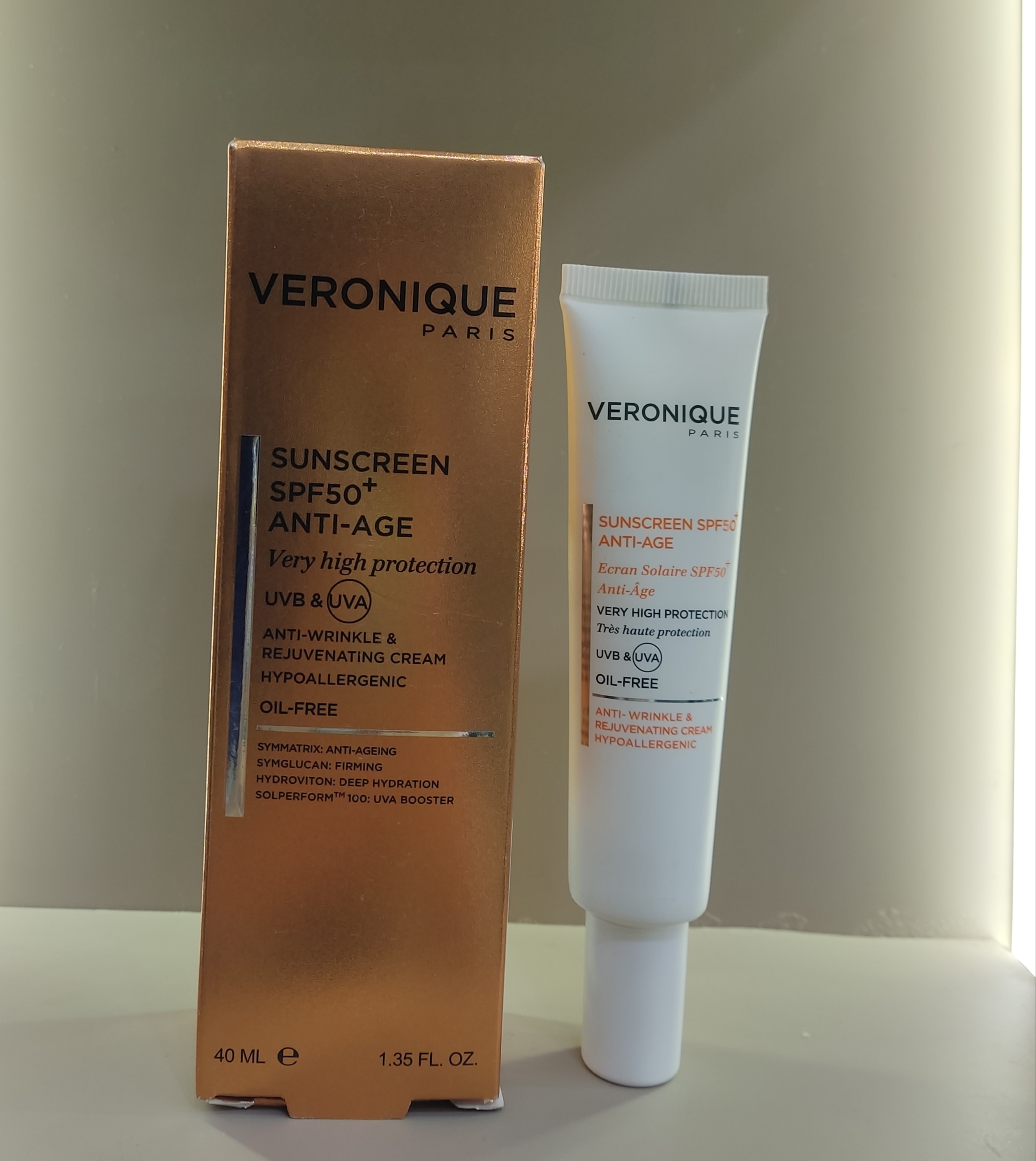 ضد آفتاب بهبود دهنده چروک ورونیک