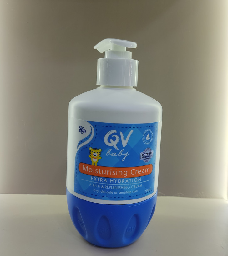 کرم مرطوب کننده قوی کودکان کیو وی