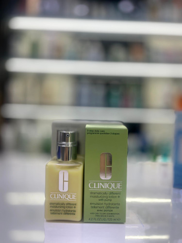 آبرسان مرطوب کننده دراماتیکالی لوشن کلینیک