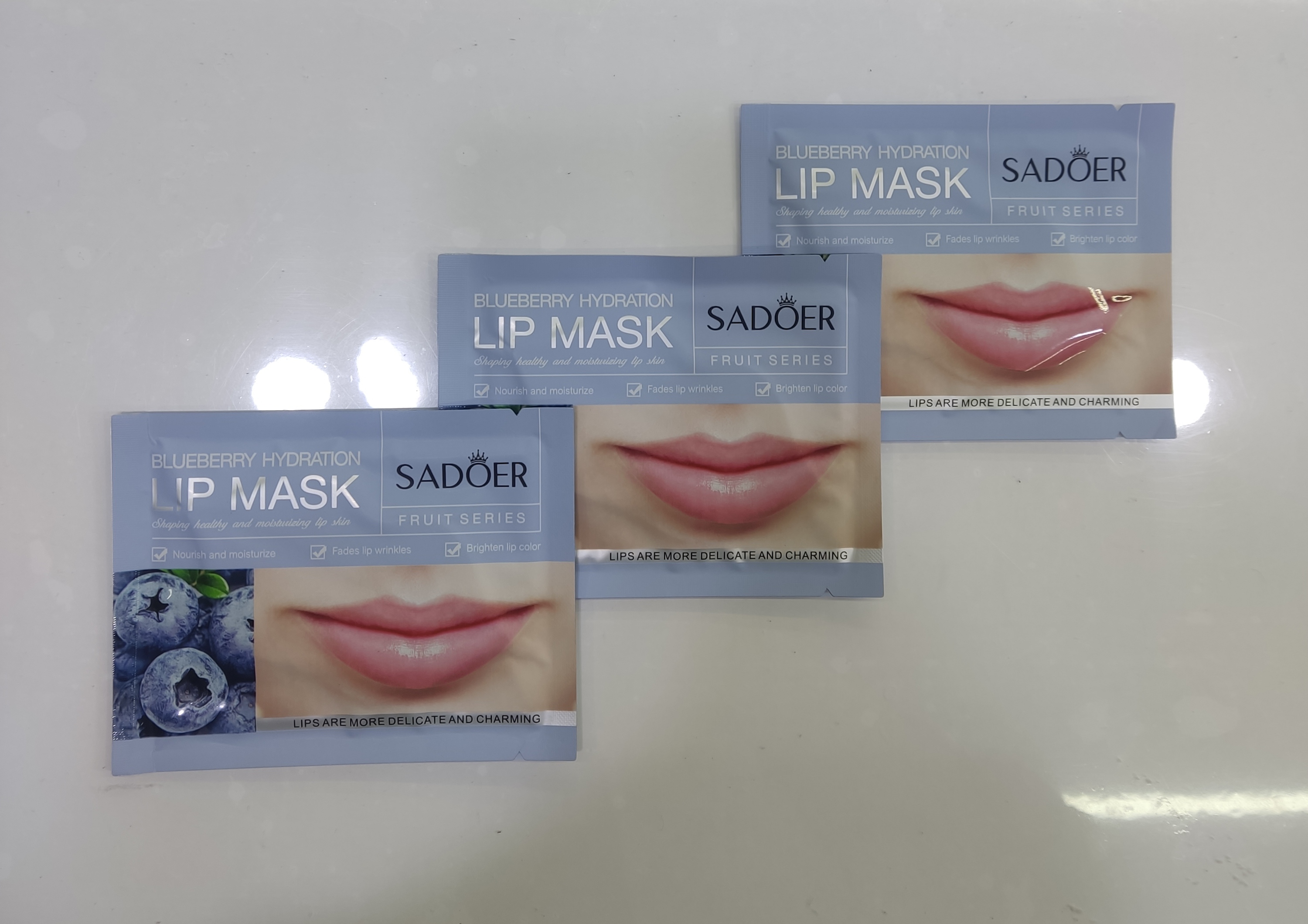 ماسک لب آبرسانی بلو بری سادور