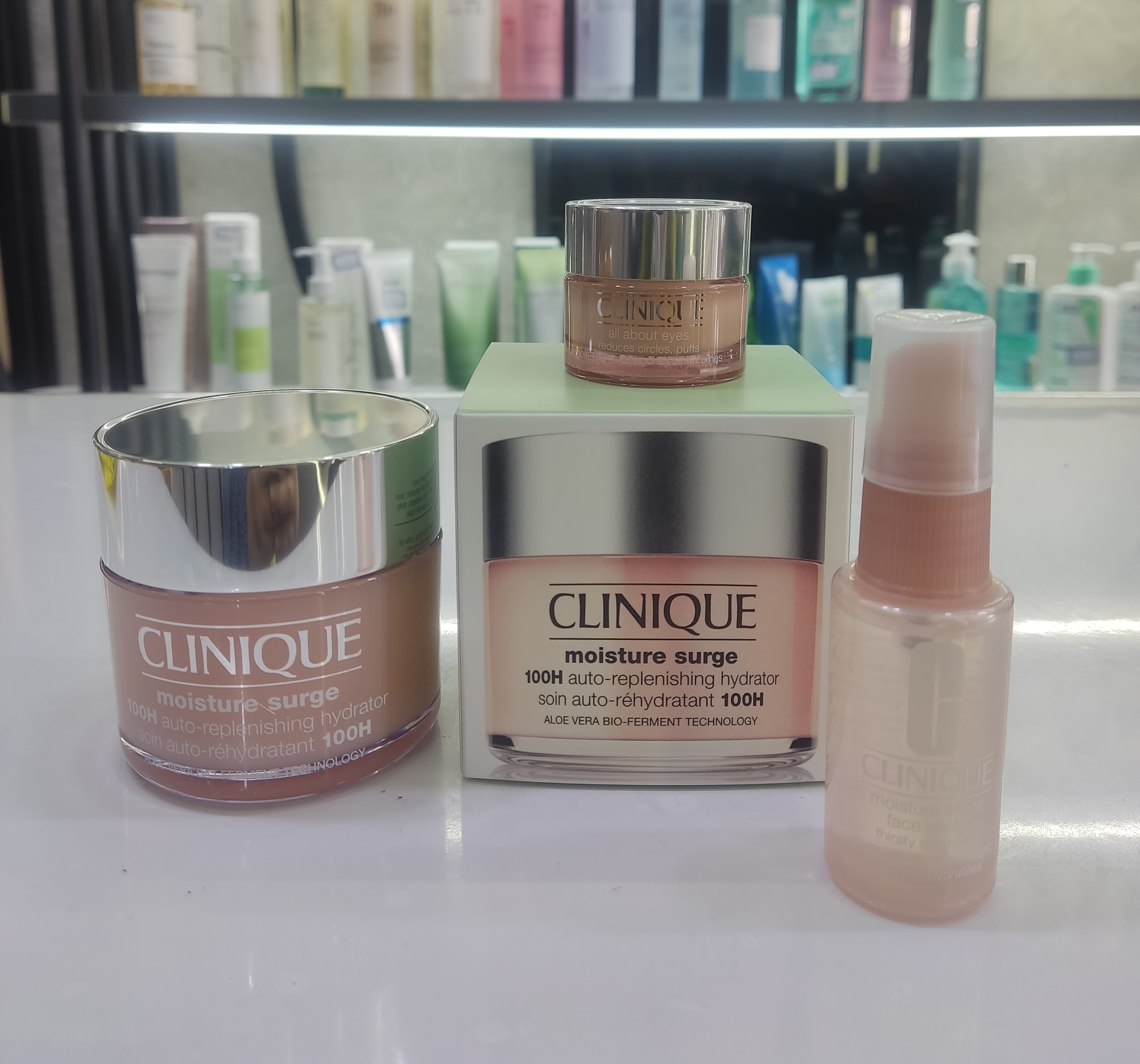 پک کلینیک (آبرسان کلینیک 100 ساعته 125 میل ، اسپری آبرسان 30 میل و کرم دور چشم 15 میل)